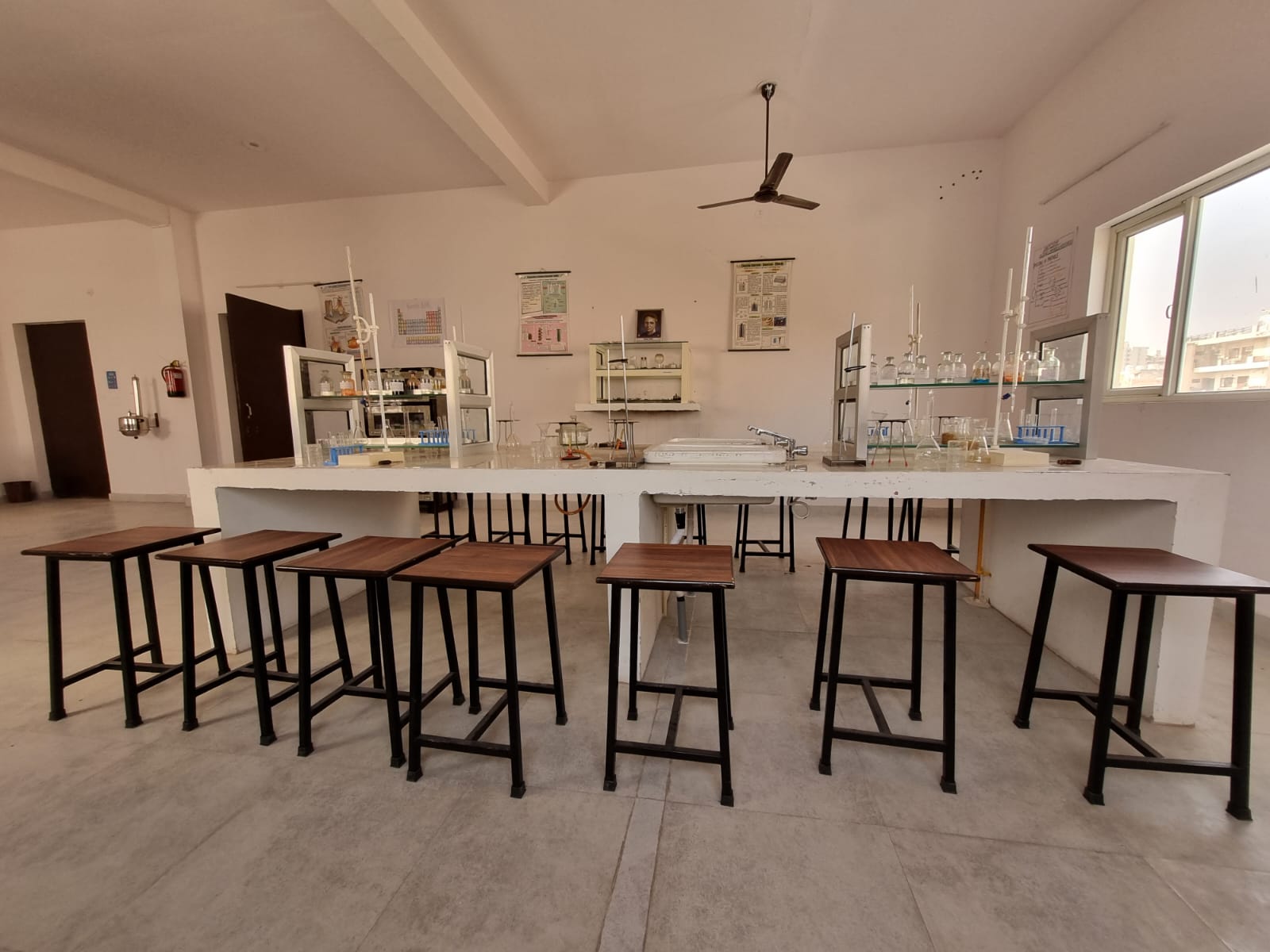 newdelhipublicschool75.com